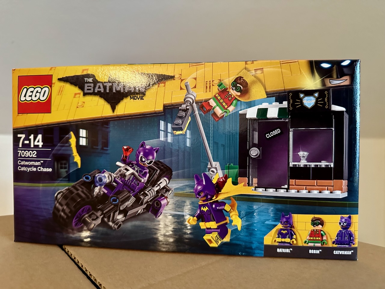70902 1 Catwoman Catcycle Chase bricksale