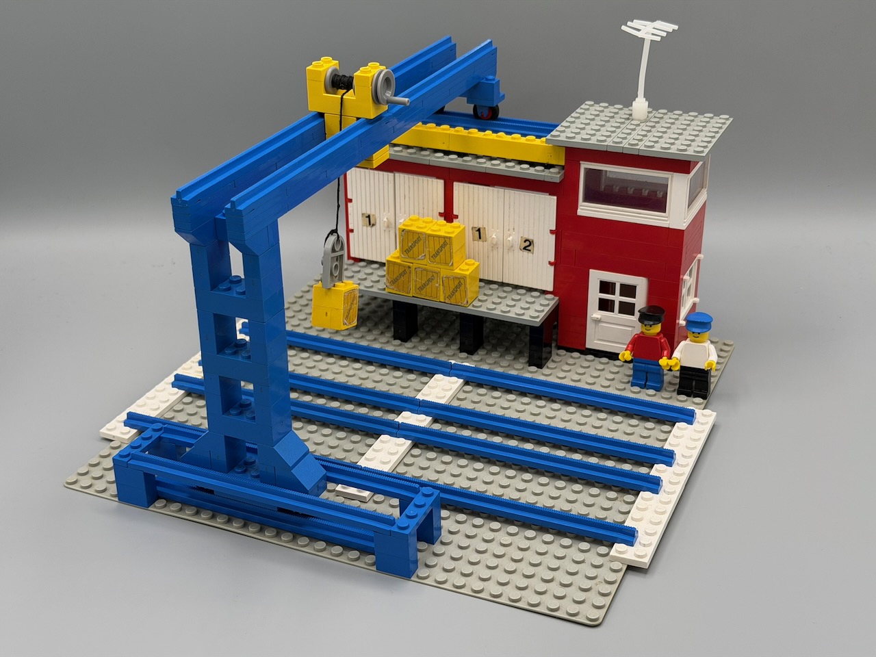 Cargo Station (Goods Station)